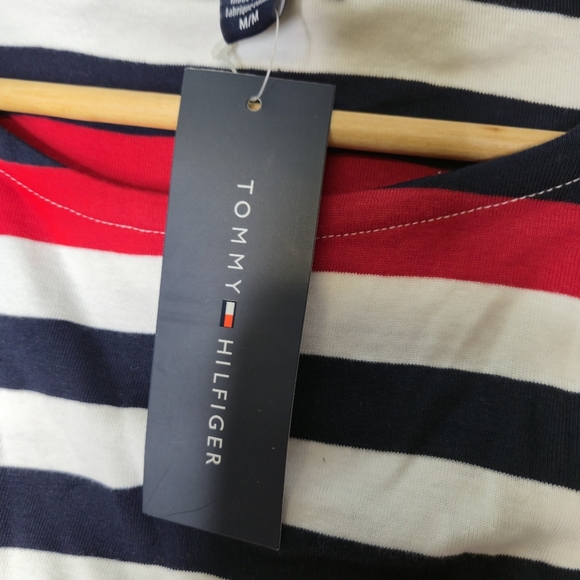 NWT Tommy Hilfiger Striped Boat Neck 3/4 Sleeve Top Nautical Buttons Size M - Picture 10 of 13